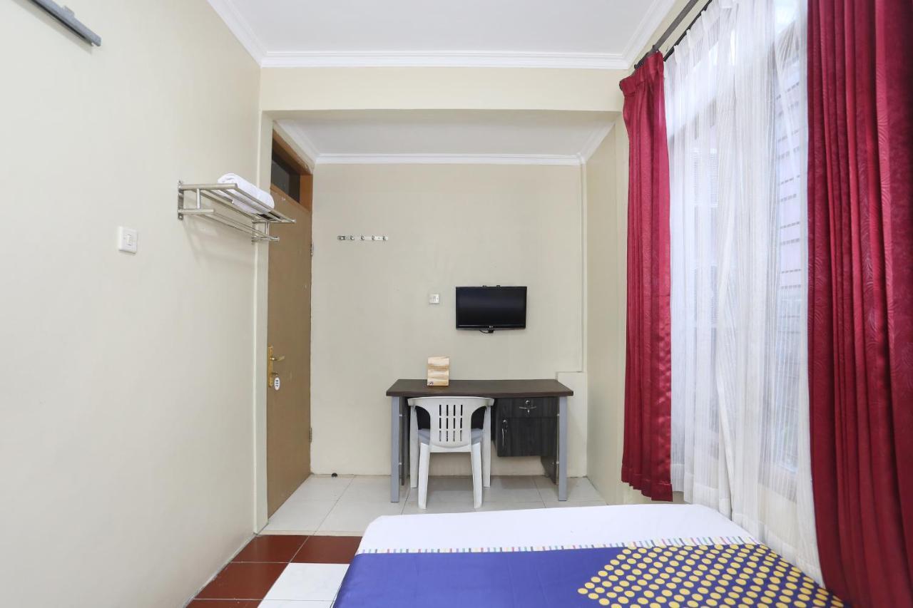 Spot On 2358 Aster Homestay Melati Exterior photo